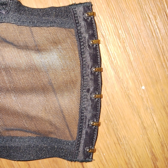 Victoria's Secret Corset Bra 32C - Picture 10 of 15